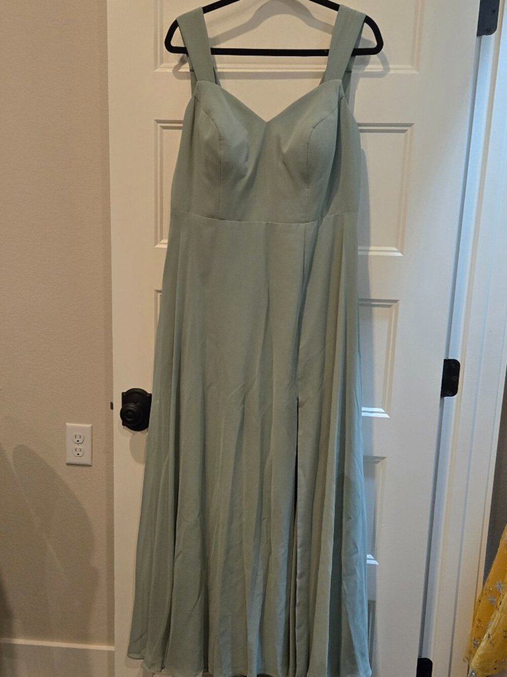 Azazie Sage gown, sz 16